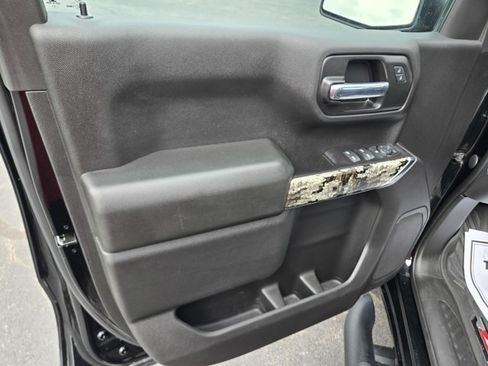 Used 2021 Chevrolet Silverado 1500 Custom Trail Boss w/ Realtree Special Edition AWD/4WD image 30