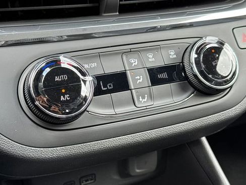 New 2026 Buick Envista Preferred w/ Advanced Safety Package FWD image 22