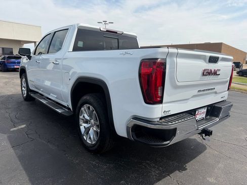 Used 2019 GMC Sierra 1500 SLT w/ SLT Premium Plus Package AWD/4WD image 17