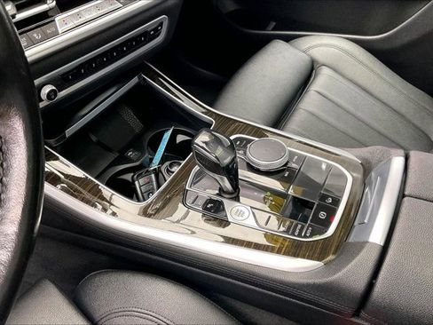 Used 2021 BMW X5 xDrive40i w/ Convenience Package image 16