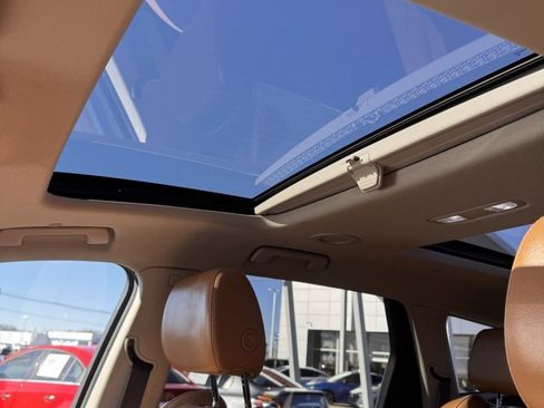 Used 2018 Buick Enclave Premium w/ Experience Buick Package image 18