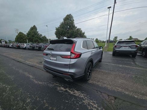 Used 2023 Honda CR-V Sport image 4