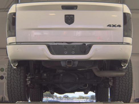 Used 2018 RAM 2500 Big Horn w/ Sport Appearance Group AWD/4WD image 7