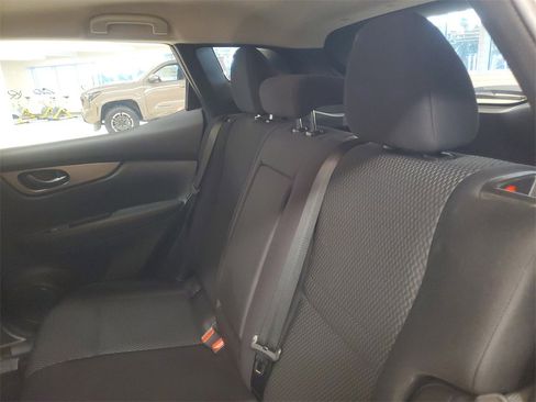 Used 2020 Nissan Rogue Sport S w/ Appearance Package image 12