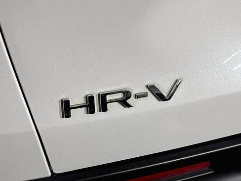 Used 2024 Honda HR-V Sport image 23