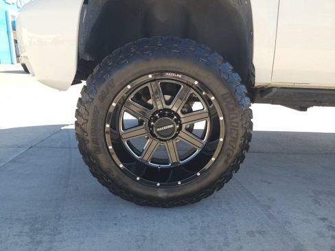 Used 2008 Chevrolet Silverado 2500 LT w/ 2LT Convenience Package RWD image 17