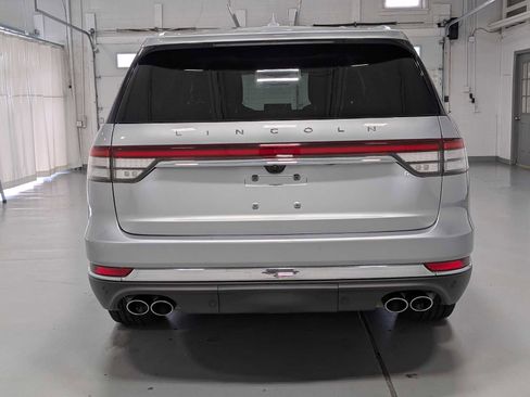 Used 2020 Lincoln Aviator Reserve w/ Equipment Group 201A image 8