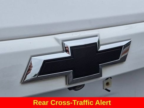 Used 2020 Chevrolet Trax LT w/ Redline Edition FWD image 17