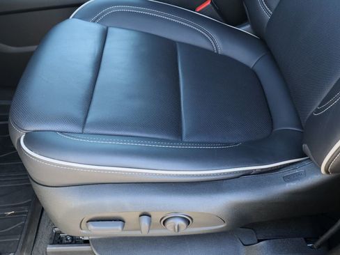 Certified 2023 Chevrolet Traverse Premier image 20