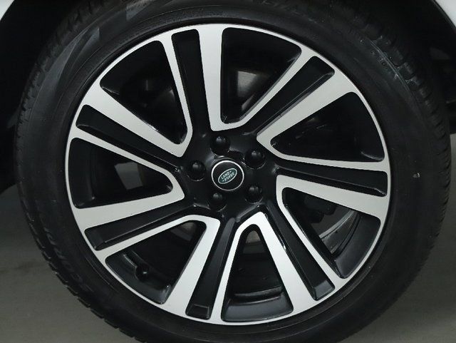 Certified 2023 Land Rover Range Rover SE AWD/4WD image 39