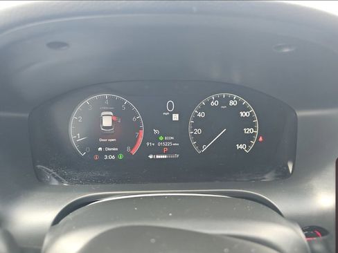 Used 2025 Honda HR-V Sport image 5