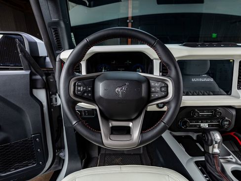 Used 2026 Ford Bronco Heritage Edition image 19