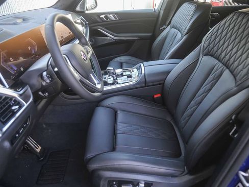 New 2026 BMW ALPINA XB7 AWD/4WD image 14