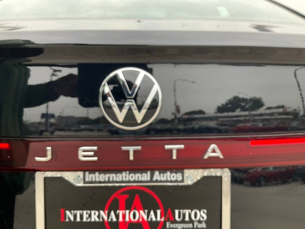 Used 2025 Volkswagen Jetta S FWD image 35