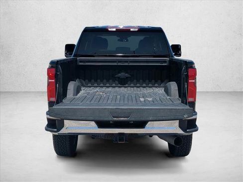 Used 2025 Chevrolet Silverado 2500 LTZ AWD/4WD image 6