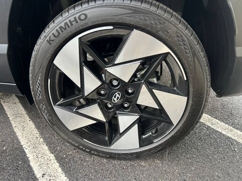 Used 2024 Hyundai Kona Limited AWD/4WD image 10