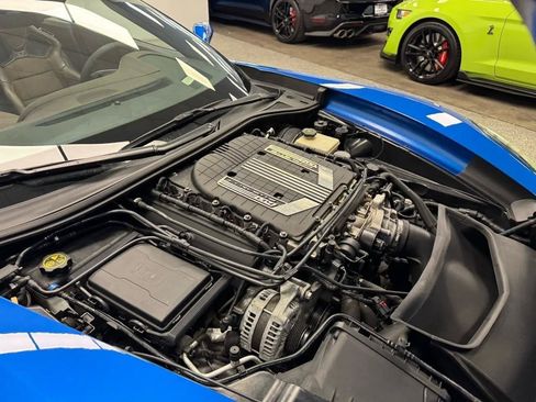 Used 2016 Chevrolet Corvette Z06 w/ 3LZ Preferred Equipment Group RWD image 24