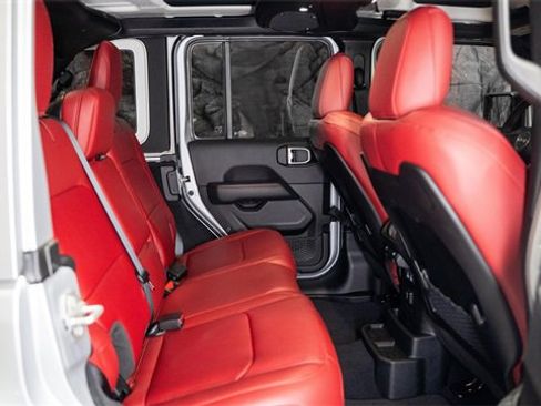 Used 2024 Jeep Wrangler Rubicon 392 image 16