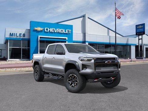 New 2026 Chevrolet Colorado ZR2 w/ Technology Package AWD/4WD image 43