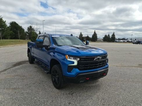 Used 2024 Chevrolet Silverado 1500 LT Trail Boss w/ Protection Package AWD/4WD image 3