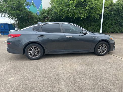 Used 2020 Kia Optima LX image 5