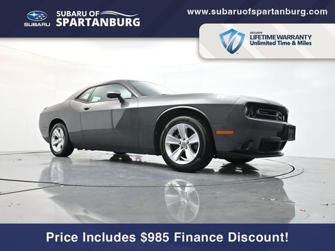 Used 2023 Dodge Challenger SXT image 24