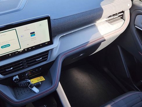 New 2025 Ford Explorer ST-Line w/ Premium Package image 6