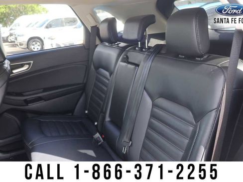 Used 2024 Ford Edge SEL image 17