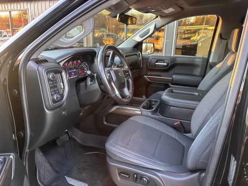 Used 2019 Chevrolet Silverado 1500 LT Trail Boss image 10