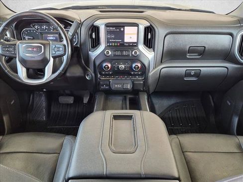 Used 2021 GMC Sierra 1500 SLT AWD/4WD image 18