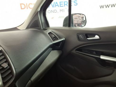 Used 2021 Ford Transit Connect XLT FWD image 23