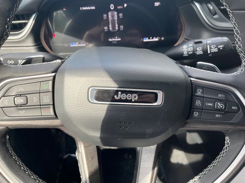 New 2025 Jeep Grand Cherokee Limited AWD/4WD image 21