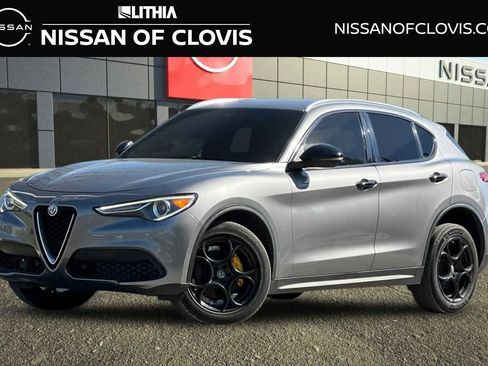 Used 2018 Alfa Romeo Stelvio image 1