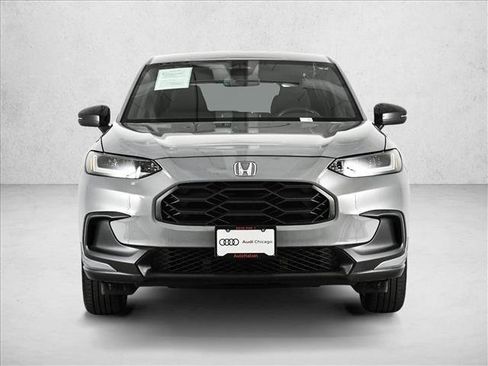 Used 2024 Honda HR-V Sport image 2