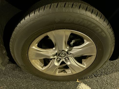 Used 2025 Toyota RAV4 XLE image 13