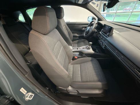 Used 2024 Honda HR-V Sport image 25