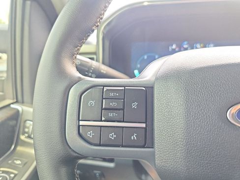Used 2025 Ford F350 Lariat w/ Black Appearance Package AWD/4WD image 26