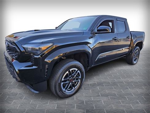 Used 2024 Toyota Tacoma TRD Sport image 3