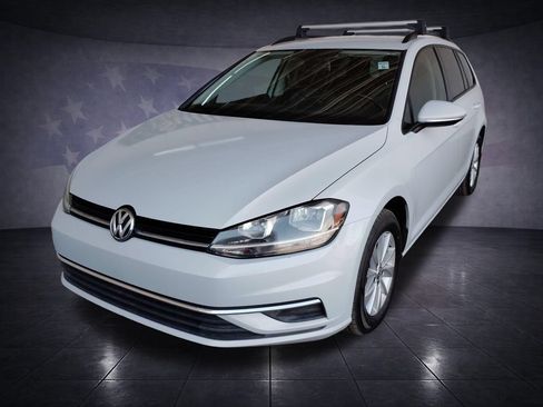 Used 2018 Volkswagen Golf S FWD image 34