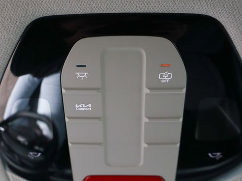 Used 2025 Kia K4 FWD image 27