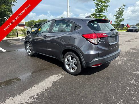 Used 2022 Honda HR-V LX image 3