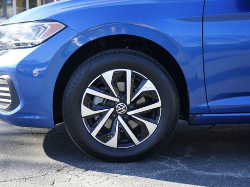 Used 2022 Volkswagen Jetta S image 11