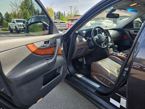Used 2011 INFINITI FX35 AWD image 27