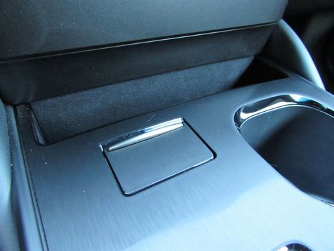 Used 2025 Lexus ES 300h w/ Premium Package image 19