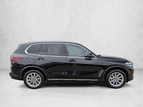 Used 2021 BMW X5 xDrive40i w/ Convenience Package image 4