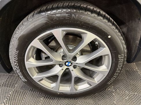 Used 2023 BMW X5 xDrive40i w/ Premium Package AWD/4WD image 22