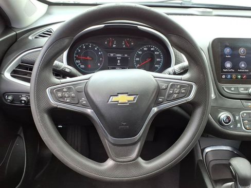 Used 2023 Chevrolet Malibu LT FWD image 9