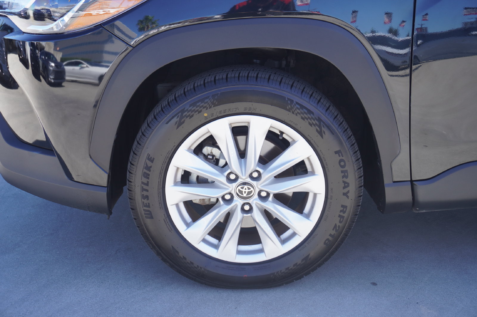 Certified 2024 Toyota Corolla Cross LE AWD/4WD image 21