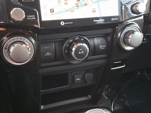 Used 2024 Toyota 4Runner TRD Off-Road Premium image 15