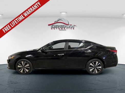 Used 2021 Nissan Altima 2.5 SV w/ SV Premium Package AWD/4WD image 17